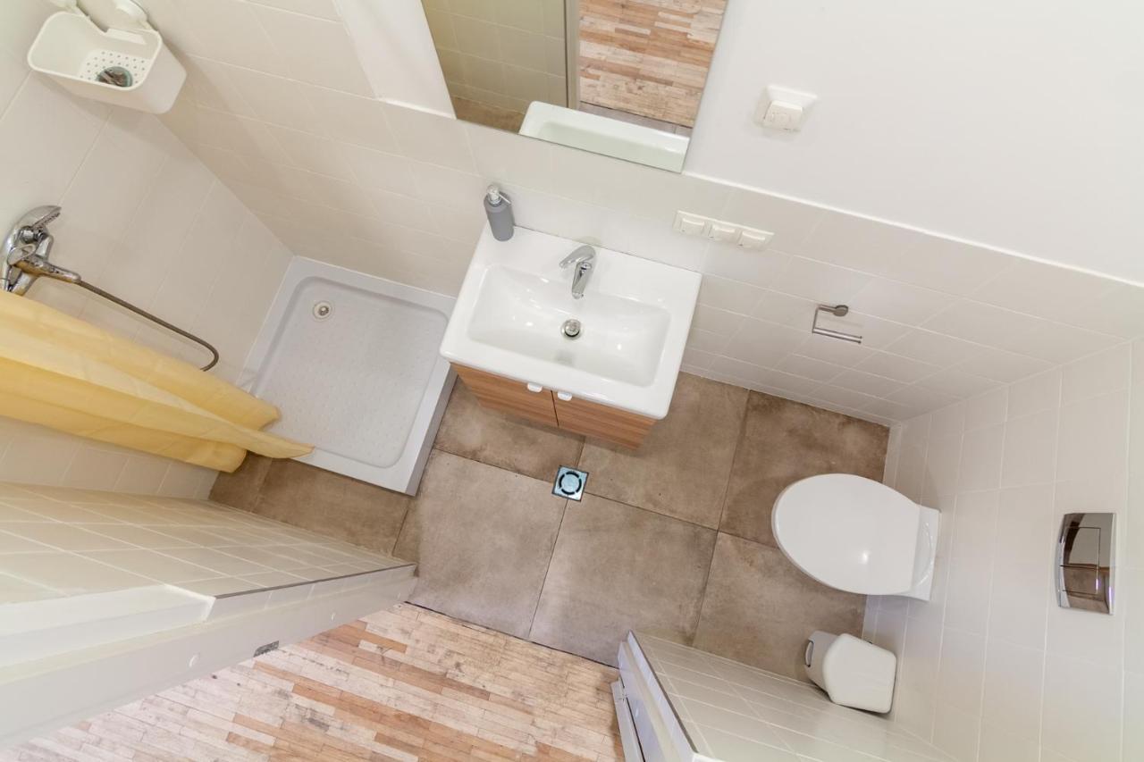 Bazze Hostel Клайпеда Екстериор снимка